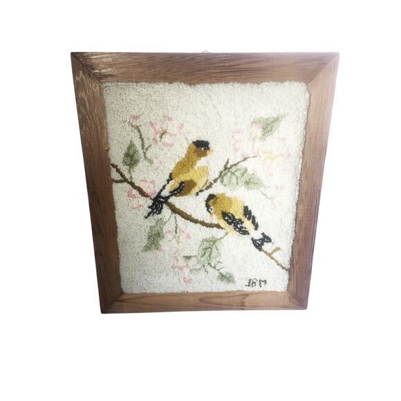 Vintage Hook Loop 2 Birds on a Branch Rug Piece Wood Frame Wall Hanging - Picture 1 of 5